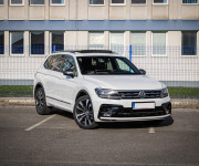 Volkswagen Tiguan 2.0 BiTDI 176 kW 4Motion DSG RLine, Webasto, Dynaudio, Pano, Matrix,HUD