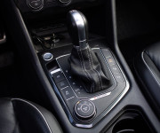 Volkswagen Tiguan 2.0 BiTDI 176 kW 4Motion DSG RLine, Webasto, Dynaudio, Pano, Matrix,HUD