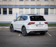 Volkswagen Tiguan 2.0 BiTDI 176 kW 4Motion DSG RLine, Webasto, Dynaudio, Pano, Matrix,HUD