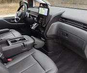 Hyundai STARIA 2.2 CRDi Premium A/T