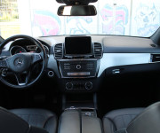 Mercedes-Benz GLE Trieda 350d 190kW A9