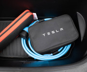 Tesla Model Y Long Range, ťažné, R20, nelakované, odpočet DPH