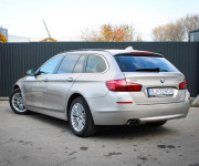 BMW Rad 5 Touring 5 520d xDrive A/T, 140kW, A8, SR vozidlo, Pôvodný lak, Zimné komlety