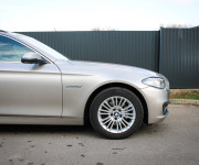 BMW Rad 5 Touring 5 520d xDrive A/T, 140kW, A8, SR vozidlo, Pôvodný lak, Zimné komlety