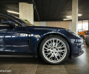 Porsche Panamera 4S