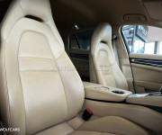 Porsche Panamera 4S