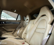 Porsche Panamera 4S