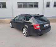Škoda Octavia Combi 2.0 TDI DPF RS DSG