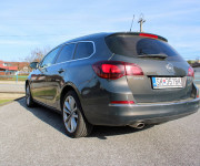 Opel Astra Sport Tourer LPG+Benzín, manuál