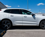 Volvo XC60 D5 R-Design AWD A/T8 173kW 235HP Strešné okno Top výbava modelový rok 2018