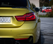 BMW Rad 4 Gran Coupé M440i xDrive M Performance, M výfuk, HUD, Harman Kardon, Austin Yellow, TO