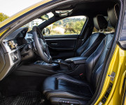 BMW Rad 4 Gran Coupé M440i xDrive M Performance, M výfuk, HUD, Harman Kardon, Austin Yellow, TO
