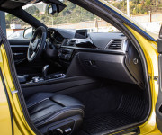BMW Rad 4 Gran Coupé M440i xDrive M Performance, M výfuk, HUD, Harman Kardon, Austin Yellow, TO