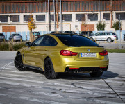 BMW Rad 4 Gran Coupé M440i xDrive M Performance, M výfuk, HUD, Harman Kardon, Austin Yellow, TO