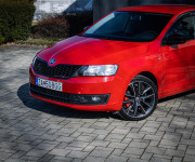 Škoda Rapid 1.2 TSI 77kW, 1. majiteľ, slovenské, pôvodný lak, R17 ALU, šport sedadlá