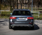 Mercedes-Benz E trieda All-Terrain 220d 4matic Airmatic 9G-Tronic, Multibeam, HUD, Ťažné, MB c