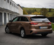 Kia Ceed SW 1.5 T-GDi 118kW Gold, Full Led, Navi, 1. majiteľ, Slovenské, záruka