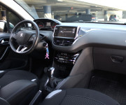 Peugeot 206 1,2 benzín, 60kw, MT5, 5dv., Style