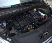 Peugeot 206 1,2 benzín, 60kw, MT5, 5dv., Style