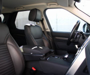 Land Rover Discovery 3.0 I6 D250 MHEV HSE AWD A/T 5+2