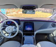 Mercedes-Benz EQE 300