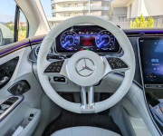 Mercedes-Benz EQE 300