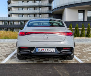 Mercedes-Benz EQE 300