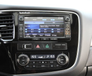 Mitsubishi Outlander 2.2 DI-D Intense + A/T