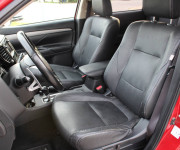 Mitsubishi Outlander 2.2 DI-D Intense + A/T