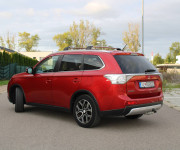 Mitsubishi Outlander 2.2 DI-D Intense + A/T