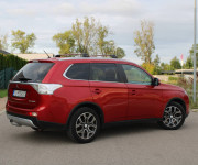 Mitsubishi Outlander 2.2 DI-D Intense + A/T