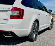 Škoda Octavia Combi 2.0 TDI DPF RS DSG