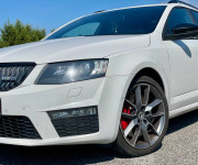 Škoda Octavia Combi 2.0 TDI DPF RS DSG