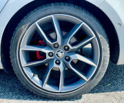 Škoda Octavia Combi 2.0 TDI DPF RS DSG
