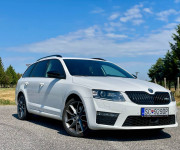 Škoda Octavia Combi 2.0 TDI DPF RS DSG