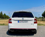 Škoda Octavia Combi 2.0 TDI DPF RS DSG