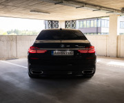 BMW Rad 7 750Li xDrive A/T