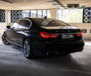 BMW Rad 7 750Li xDrive A/T