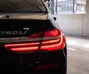 BMW Rad 7 750Li xDrive A/T