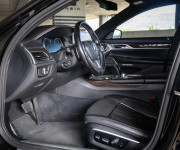 BMW Rad 7 750Li xDrive A/T