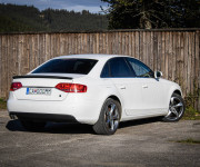 Audi A4 2.0 TDI CR 125kW Quattro Sline, Manuál, Slovenské, Alcantara