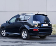 Mitsubishi Outlander MITSUBISHI