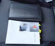 Mitsubishi Outlander MITSUBISHI