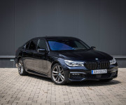 BMW Rad 7 740d xDrive Msport, HUD, Masáž, Softclose, Shadowline, Display Key, DPH