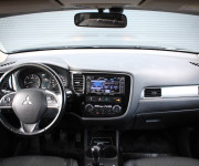 Mitsubishi Outlander 2.2 DI-D Intense, 110kW, M6, 7 miestne (2012 - 2015)