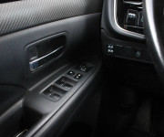 Mitsubishi Outlander 2.2 DI-D Intense, 110kW, M6, 7 miestne (2012 - 2015)