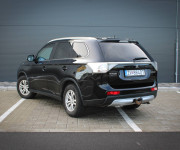 Mitsubishi Outlander 2.2 DI-D Intense, 110kW, M6, 7 miestne (2012 - 2015)