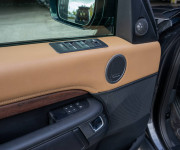 Land Rover Discovery 3.0 I6 D250 MHEV HSE AWD A/T 5+2