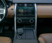 Land Rover Discovery 3.0 I6 D250 MHEV HSE AWD A/T 5+2