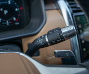 Land Rover Discovery 3.0 I6 D250 MHEV HSE AWD A/T 5+2